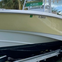 Boston Whaler 320 Outrage