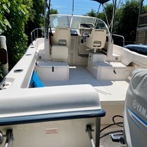 Grady-White Seafarer 228