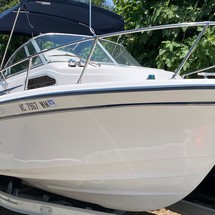 Grady-White Seafarer 228