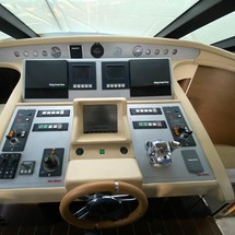 Azimut 86S