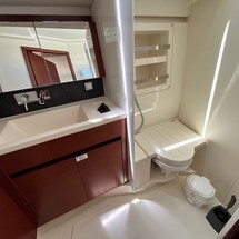 Hanse 418