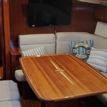 Bavaria 44
