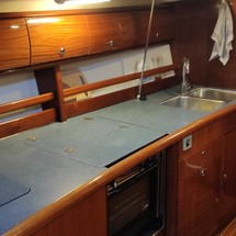 Bavaria 44