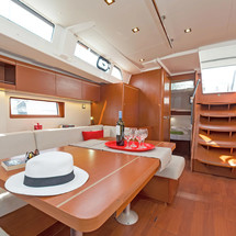 Oceanis 51.1