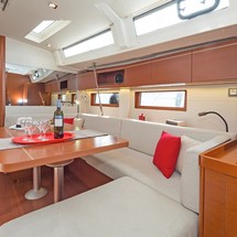 Oceanis 51.1