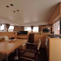 Lagoon 400 S2