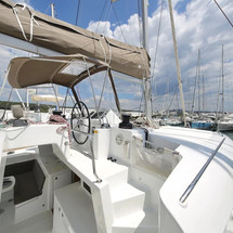 Lagoon 450 F