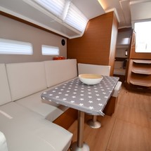 Jeanneau Sun Odyssey 410