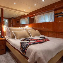 Falcon Yachts 86