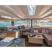 Fountaine Pajot Astréa 42