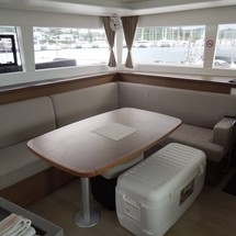 Lagoon 450 F
