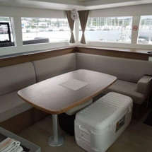 Lagoon 450 F