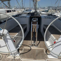 Hanse 445