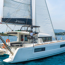 Lagoon 40