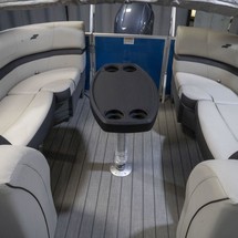 Starcraft Marine EX 22 R