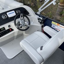 Larson LX 850 Classic SF