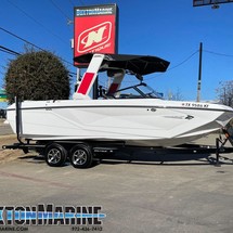Super Air Nautique G23
