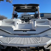 Super Air Nautique G23