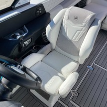 Super Air Nautique G23