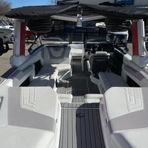 Super Air Nautique G23