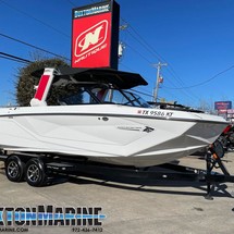 Super Air Nautique G23