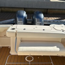 Grady-White Freedom 275