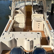 Grady-White Freedom 275