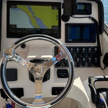 Grady-White Freedom 275