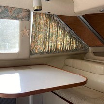Sea ray 500 db sedan bridge