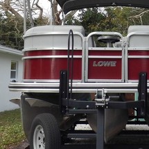 Lowe SS270 Extended Walk Thru