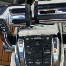 Four Winns H310
