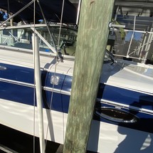 Four Winns H310