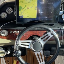 Four Winns H310