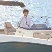 Quicksilver Activ 605 Open