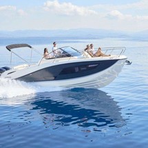 Quicksilver Activ 875 Sundeck