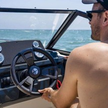 Quicksilver Activ 555 Bowrider