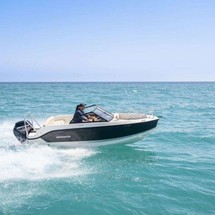 Quicksilver Activ 555 Bowrider