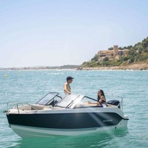 Quicksilver Activ 555 Bowrider
