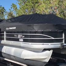 Sun Tracker Fishin Barge 20 DLX