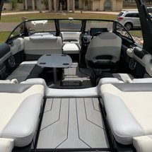 Malibu M235