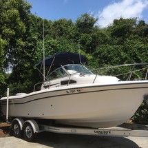Grady-White Seafarer 228