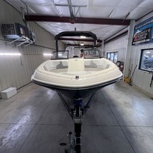 Bayliner VR5 BOWRIDER