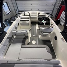 Bayliner VR5 BOWRIDER