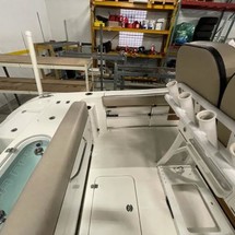 Angler Pro Boats 2900 center console