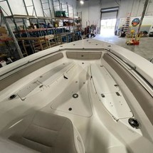Angler Pro Boats 2900 center console
