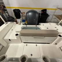 Angler Pro Boats 2900 center console