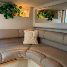 Sea Ray 370 Sundancer