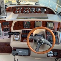 Sea Ray 370 Sundancer