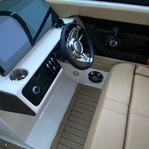 Sea Ray 280 SLX
