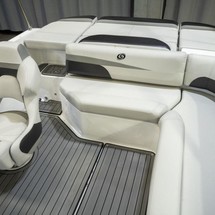Hurricane 201 sundeck sport